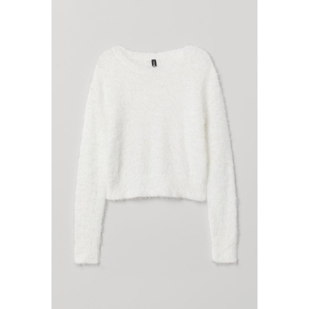 H&M BNWOT white fuzzy sweater